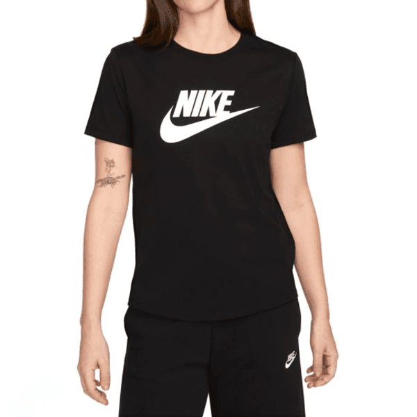 Remera Nike p/mujer w Nike sportswear tee essential icon futura negro